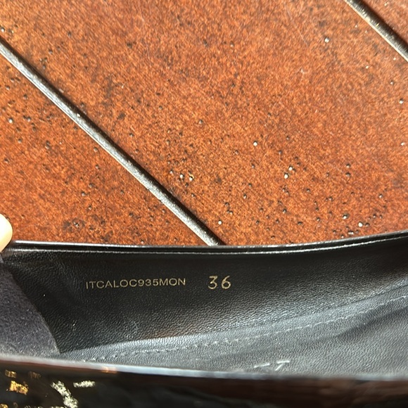 BURBERRY Patent Leather Flats. Size 36. Excellent condition! - Picture 6 of 15